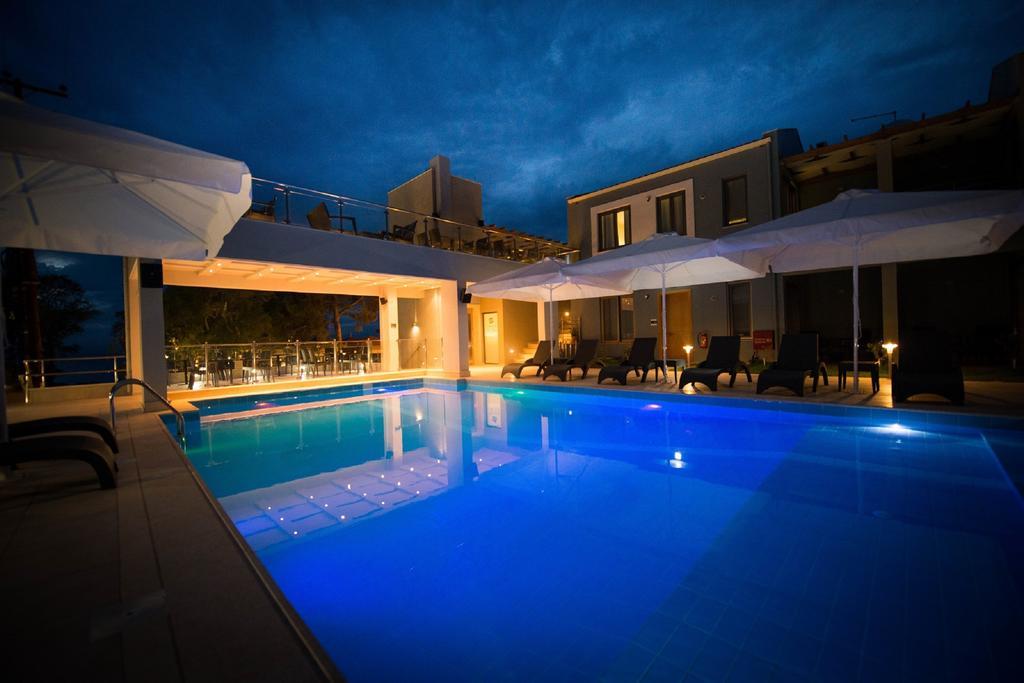 קלמאטה Mantinia Bay Hotel מראה חיצוני תמונה