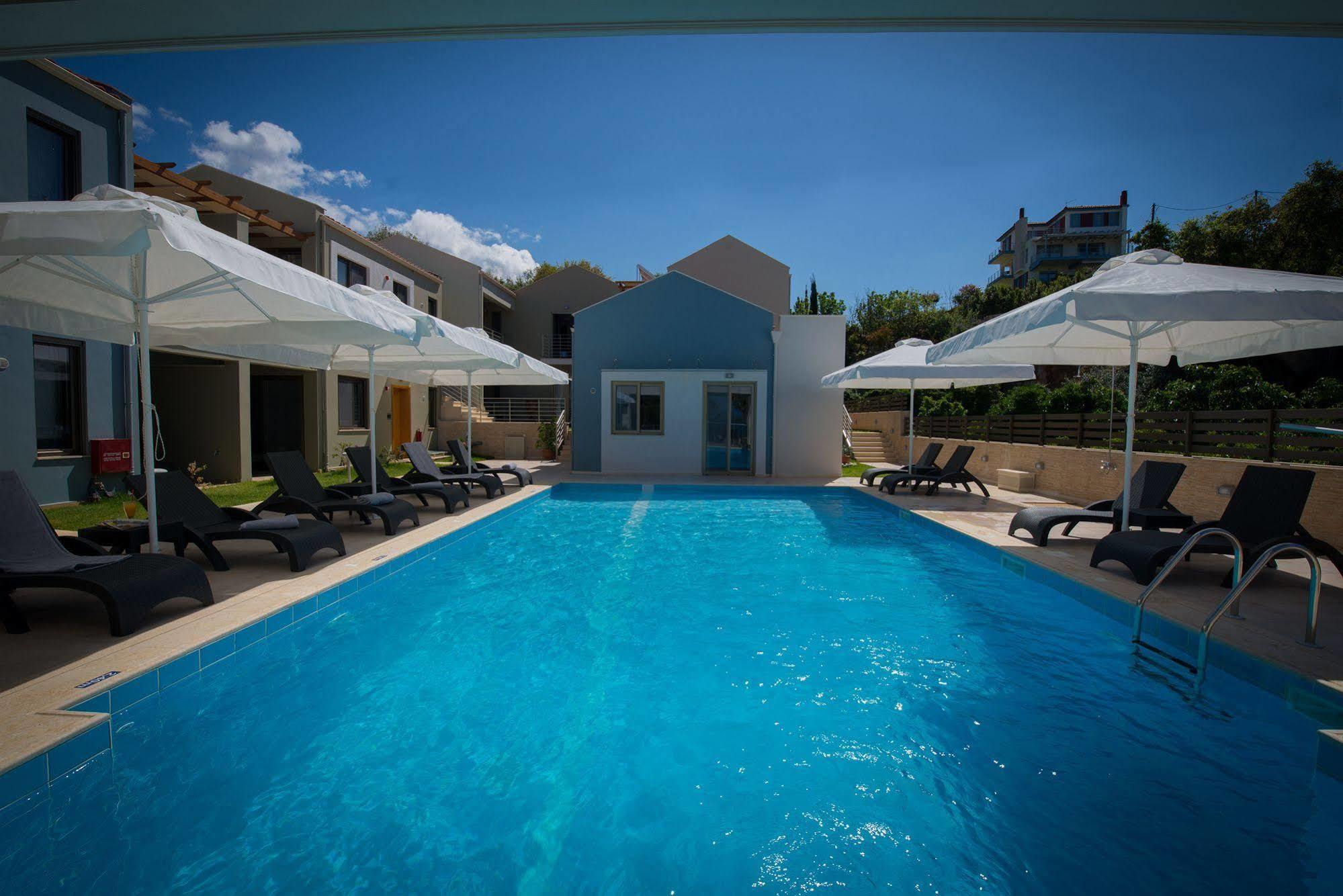 קלמאטה Mantinia Bay Hotel מראה חיצוני תמונה